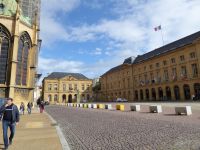 Tag 5 Stadtspaziergang in Metz, Place d`Armes &ndash; &copy; Gabriele Sauer (Eberhardt TRAVEL)