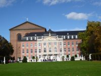 Tag 6 Stadtrundgang Trier, Kurfürstliches Palais &ndash; &copy; Gabriele Sauer (Eberhardt TRAVEL)