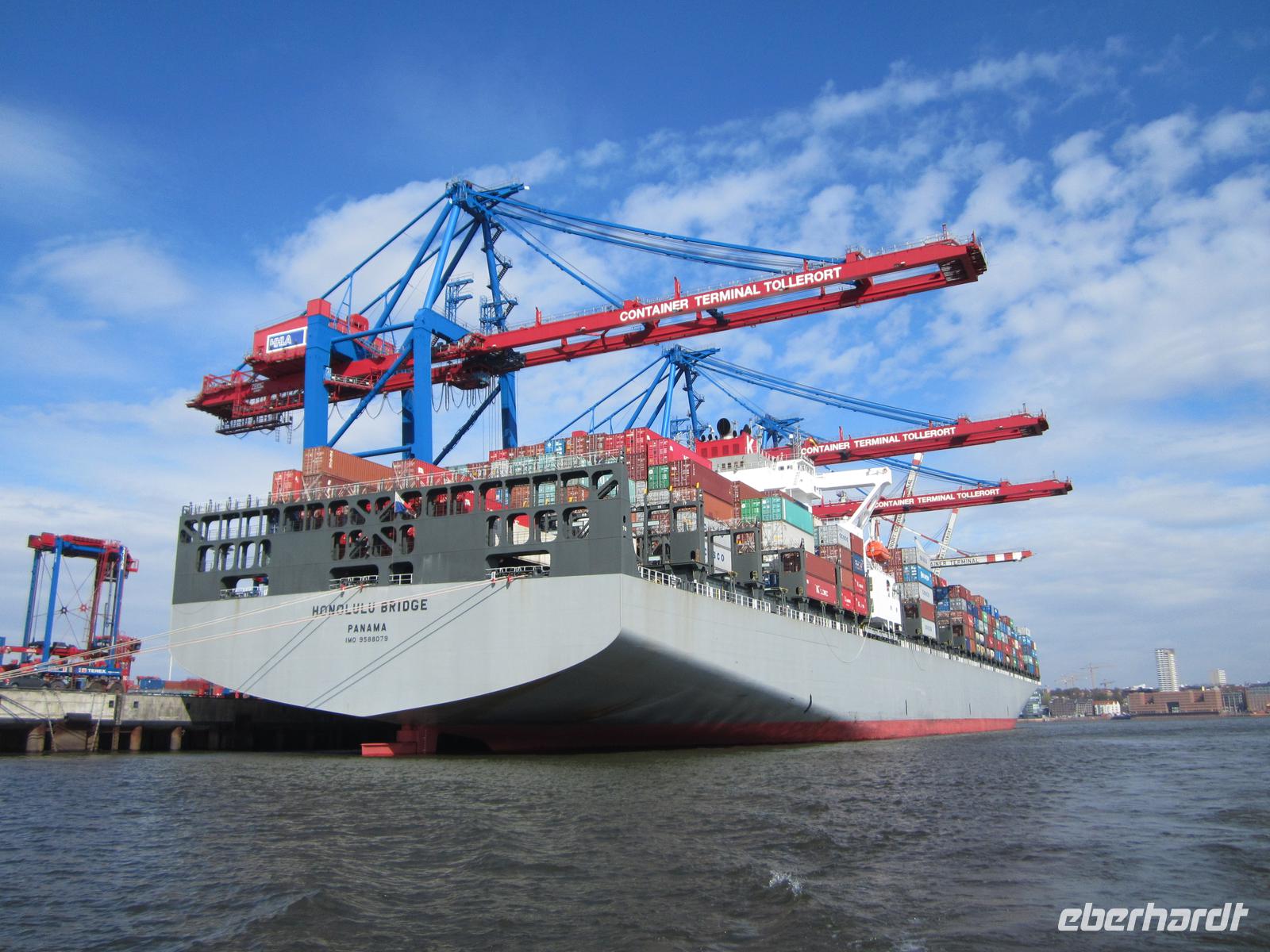 Hamburg-Hafenrunrundfahrt &ndash; &copy; Gisela Gerlach (Eberhardt TRAVEL)