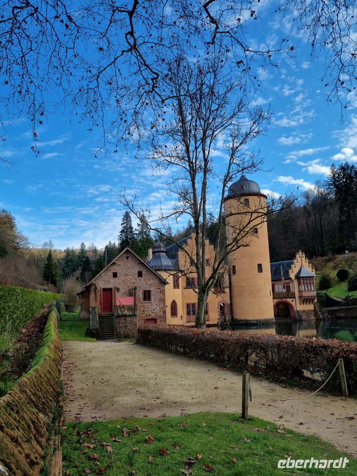 Schloss Mespelbrunn &ndash; &copy; Katrin Deutschbein (Eberhardt TRAVEL)