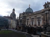 Tag 1 (6) Dresden - Stadtführung - Kunstakademie mit Zitronenpresse.jpg &ndash; &copy; Dieter Braune (Eberhardt TRAVEL)