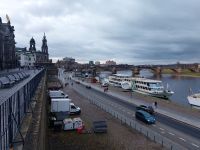 Tag 1 (7) Dresden - Stadtführung - Blick von der Brühl Terrasse auf die Augustusbrücke .jpg &ndash; &copy; Dieter Braune (Eberhardt TRAVEL)