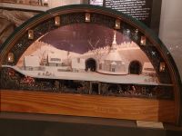 Tag 3 (17) - Spielzeugmuseum Seiffen - Bergmannsschwibbogen.jpg &ndash; &copy; Dieter Braune (Eberhardt TRAVEL)