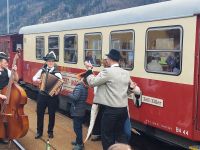 Tag 5 (8) Silvesterzug - Aschau im Zillertal.jpg &ndash; &copy; Dieter Braune (Eberhardt TRAVEL)