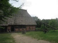 Luxus: der Brunnen vor dem Haus &ndash; &copy; Adelheid Fritzsche (Eberhardt TRAVEL)