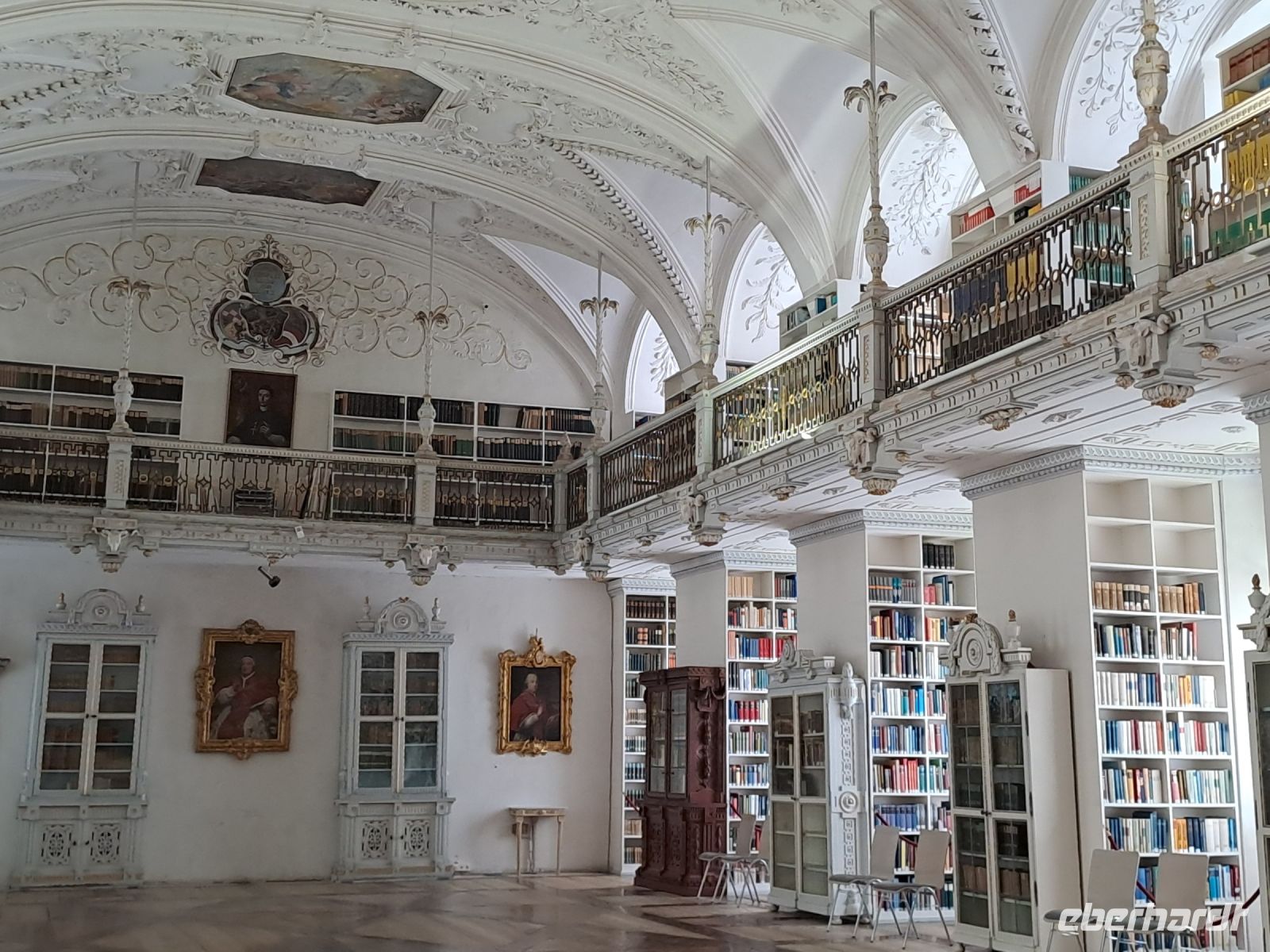 Bibliothek &ndash; &copy; Gisela Hohlfeld (Eberhardt TRAVEL)