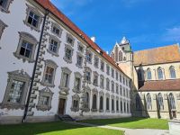 Konventgebäude mit Münster &ndash; &copy; Gisela Hohlfeld (Eberhardt TRAVEL)