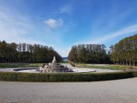 Parkanlage Schloss Herrenchiemsee.jpg &ndash; &copy; Steffi Lambrecht (Eberhardt TRAVEL)