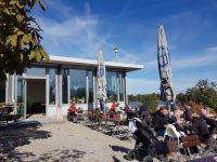 Mittagspause auf der Herreninsel.jpg &ndash; &copy; Steffi Lambrecht (Eberhardt TRAVEL)
