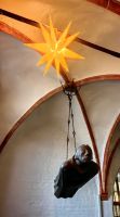 Der Schwebende von Ernst Barlach im Dom zu Güstrow &ndash; &copy; Simone Willner (Eberhardt TRAVEL)
