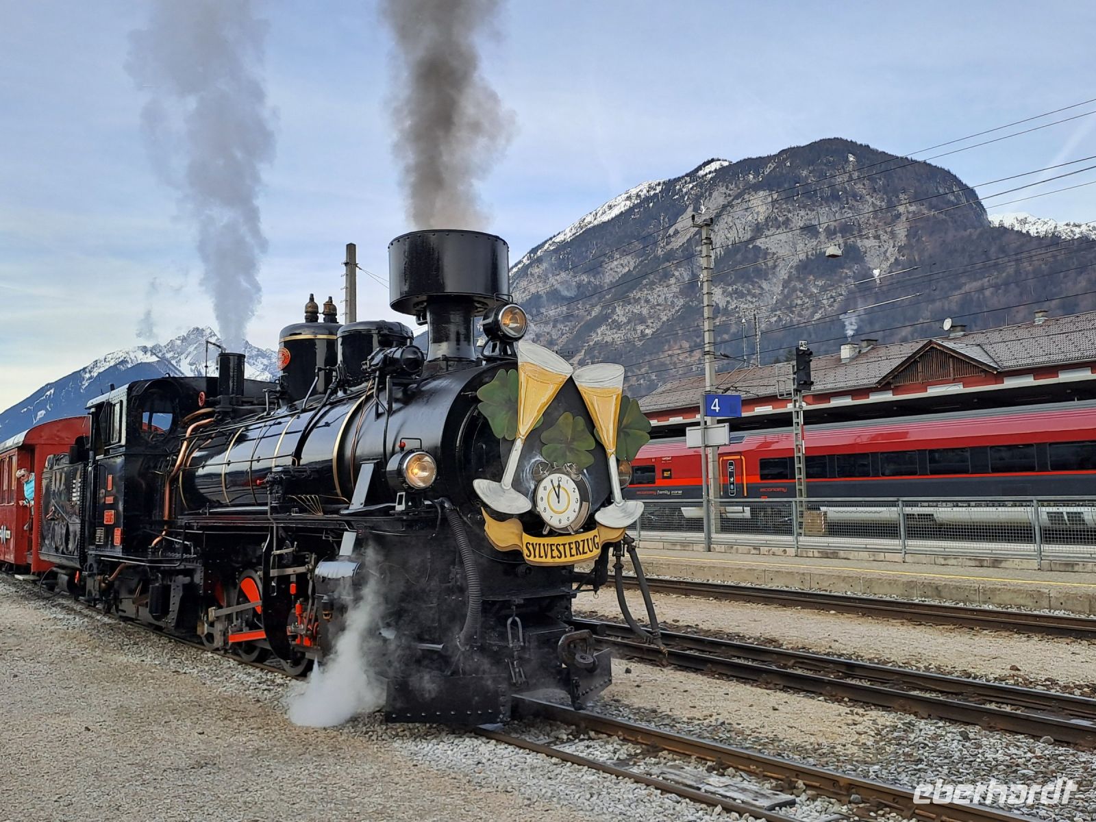 Silvesterzug &ndash; &copy; Gisela Hohlfeld (Eberhardt TRAVEL)