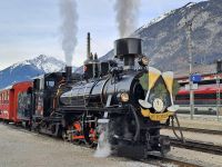 Silvesterzug- Hauptlok &ndash; &copy; Gisela Hohlfeld (Eberhardt TRAVEL)