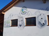 Pferdehof &ndash; &copy; Gisela Hohlfeld (Eberhardt TRAVEL)