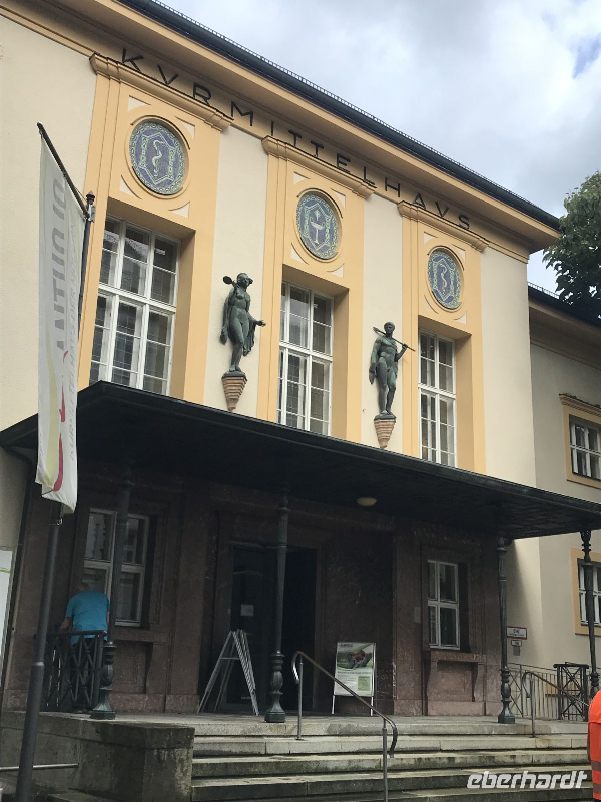 Bad Reichenhall - Kurmittelhaus der Moderne &ndash; &copy; Renate Schuster (Eberhardt TRAVEL)