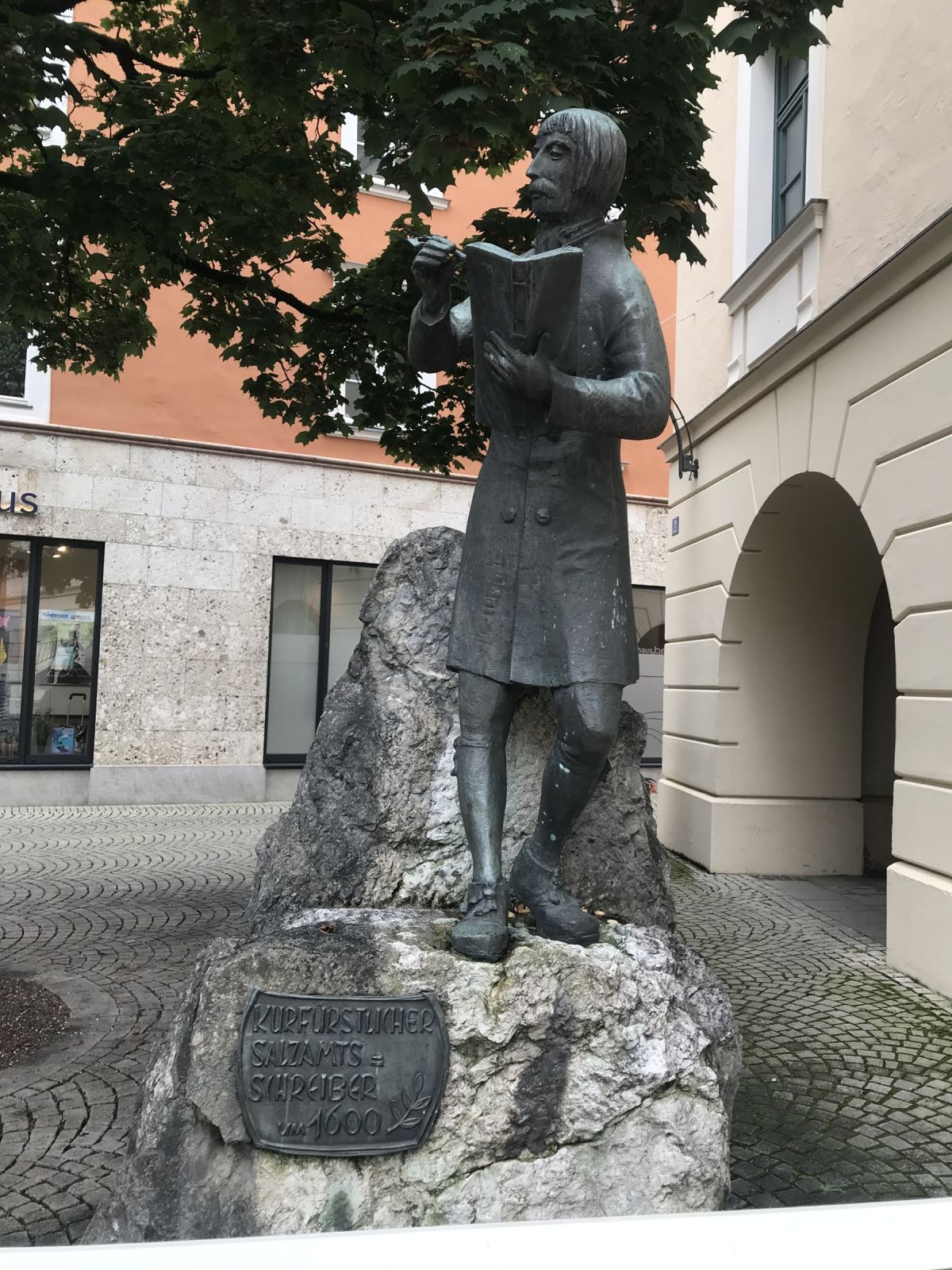 Bad Reichenhall - Kurfürstlicher Salzamtsschreiber um 1600 &ndash; &copy; Renate Schuster (Eberhardt TRAVEL)