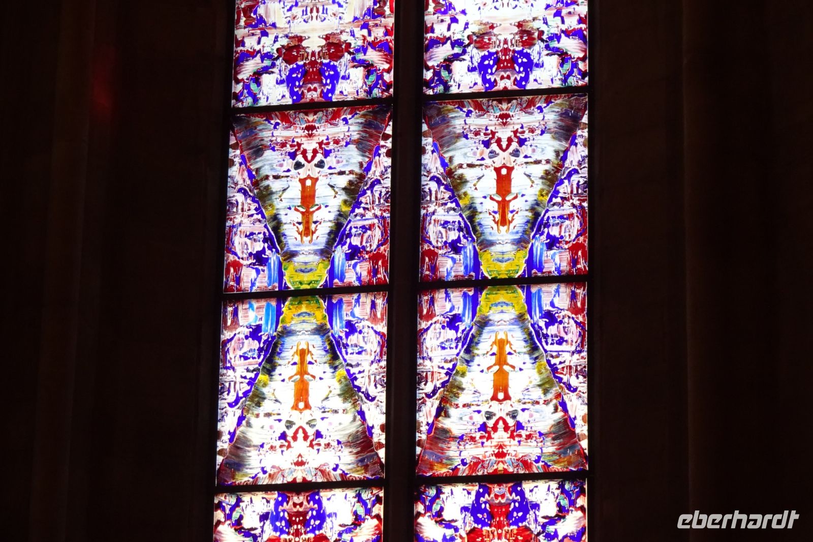 Tag 7 21.09.2024 Kloster Tholey, Fenster von Gerhard Richter, Detail &ndash; &copy; Gabriele Sauer (Eberhardt TRAVEL)