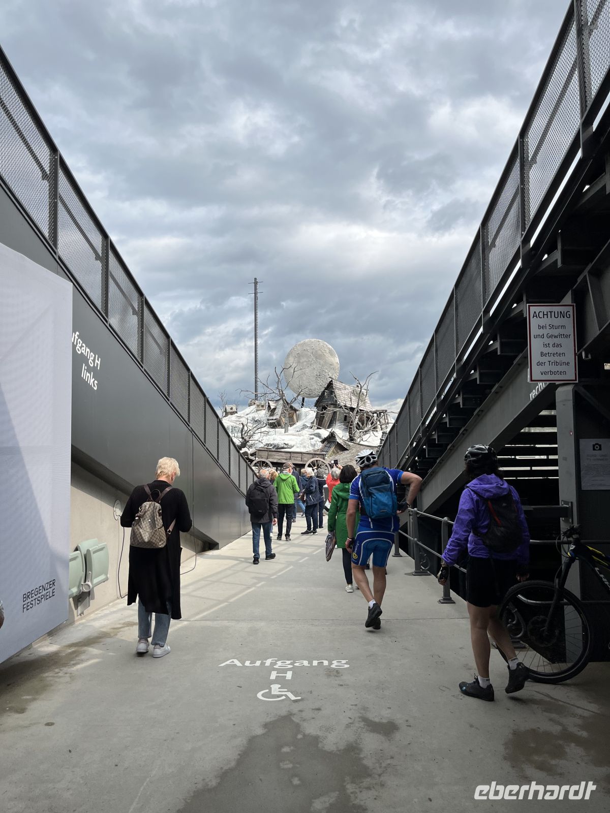Bodenseerundreise 8.06.25 Bregenz - Stadtführung- auf zur Seebühne &ndash; &copy; Renate Schuster (Eberhardt TRAVEL)