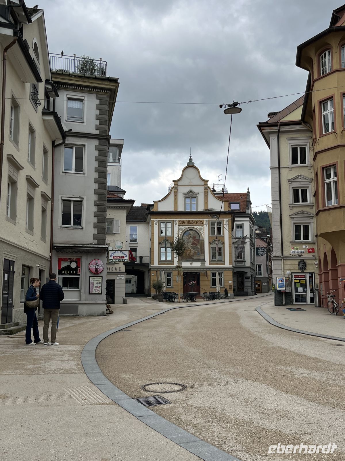 Bodenseerundreise 8.06.25 Bregenz - Stadtführung-  Weinstube KINZ &ndash; &copy; Renate Schuster (Eberhardt TRAVEL)