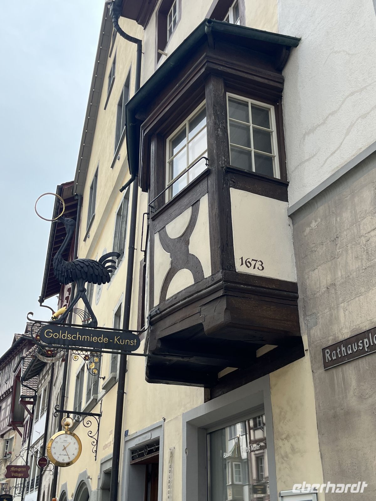 Bodenseerundreise 10.06.25   Stein am Rhein mit Fachwerkhäusern & vielen Erkern &ndash; &copy; Renate Schuster (Eberhardt TRAVEL)
