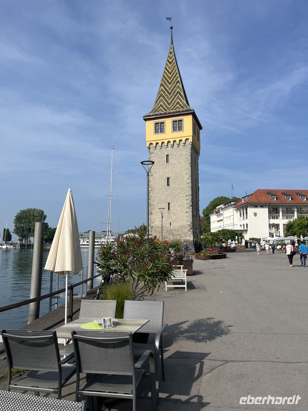 Bodenseerundreise 11.06.25 Lindau - Hafen Mangturm -älteste Teil der Hafenanlage &ndash; &copy; Renate Schuster (Eberhardt TRAVEL)