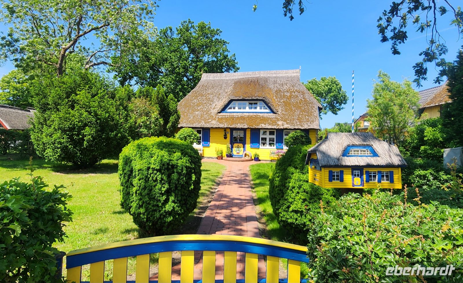 Hübsches Haus in Born mit besonderem Briefkasten &ndash; &copy; Petra Hady (Eberhardt TRAVEL)