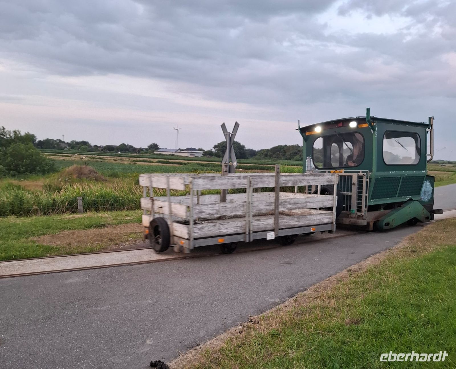 eine Hallig-Lore in Dagebüll &ndash; &copy; Thomas Hahn (Eberhardt TRAVEL)