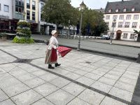 Koblenz - Stadtführerin Marktfrau Lisbeth &ndash; &copy; Sabine Letzybyll (Eberhardt TRAVEL)