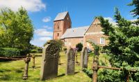 Friesendom von Nieblum auf Föhr &ndash; &copy; Petra Hady (Eberhardt TRAVEL)