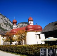 Königsee, Wallfahrtskirche St. Bartholomä.jpg &ndash; &copy; Brigitte Mühle (Eberhardt TRAVEL)