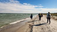 Wanderung am Strand von Prerow &ndash; &copy; Petra Hady (Eberhardt TRAVEL)