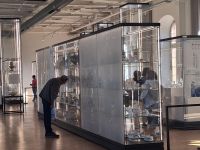 In der Ausstellung bei Villeroy & Boch &ndash; &copy; Alicia Eckert (Eberhardt TRAVEL)