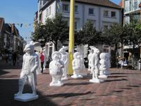 Hase- und Igelversammlung auf dem Marktplatz