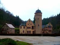 Das Wasserschloss Mespelbrunn &ndash; &copy; Stephanie John (Eberhardt TRAVEL)