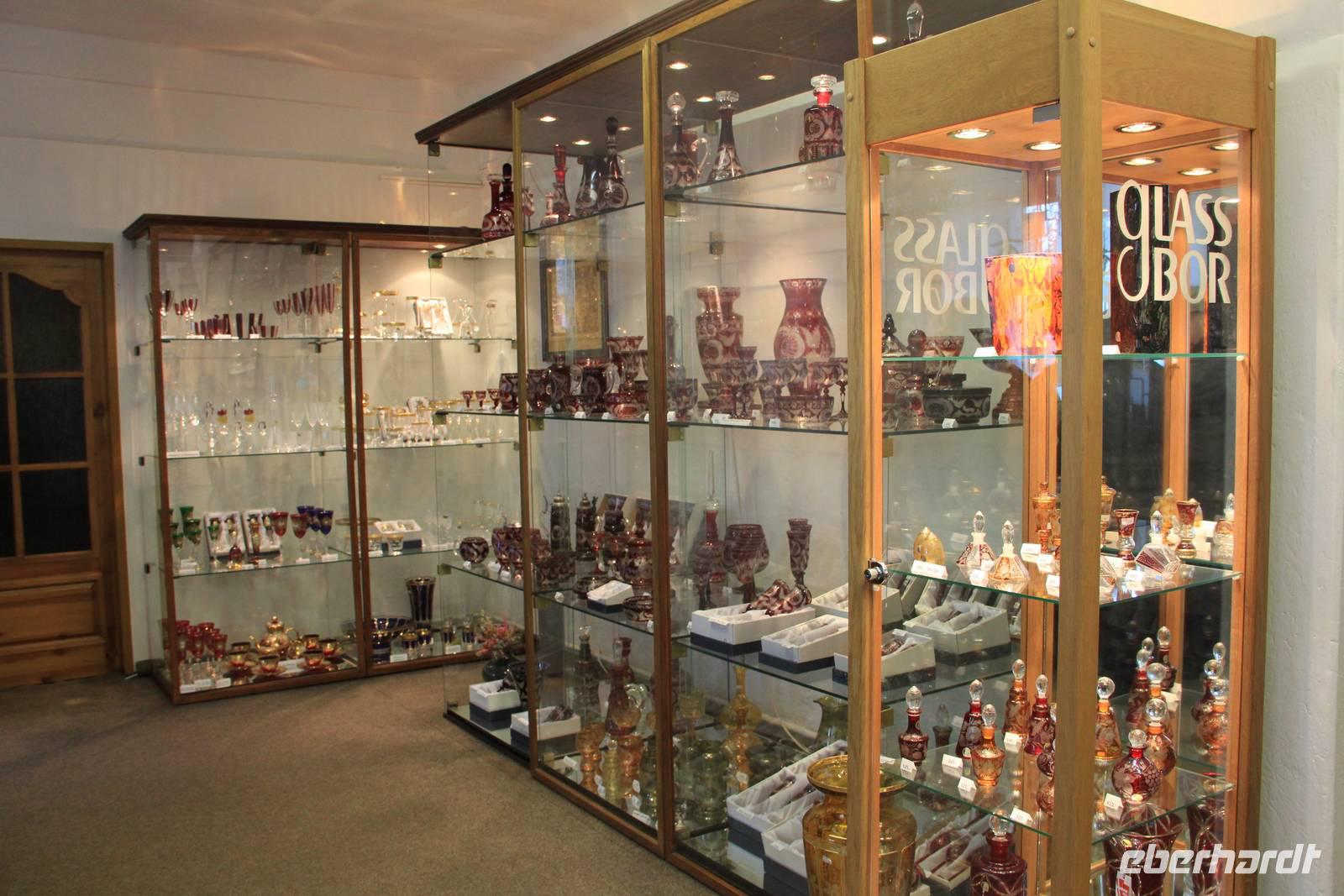 Novy Bor - Glass Bor Shop &ndash; &copy; Sylvia Ott (Eberhardt TRAVEL)