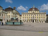 im Schlosshof &ndash; &copy; Elke Reuter (Eberhardt TRAVEL)