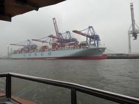 containerschiff &ndash; &copy; Christina Günther (Eberhardt TRAVEL)
