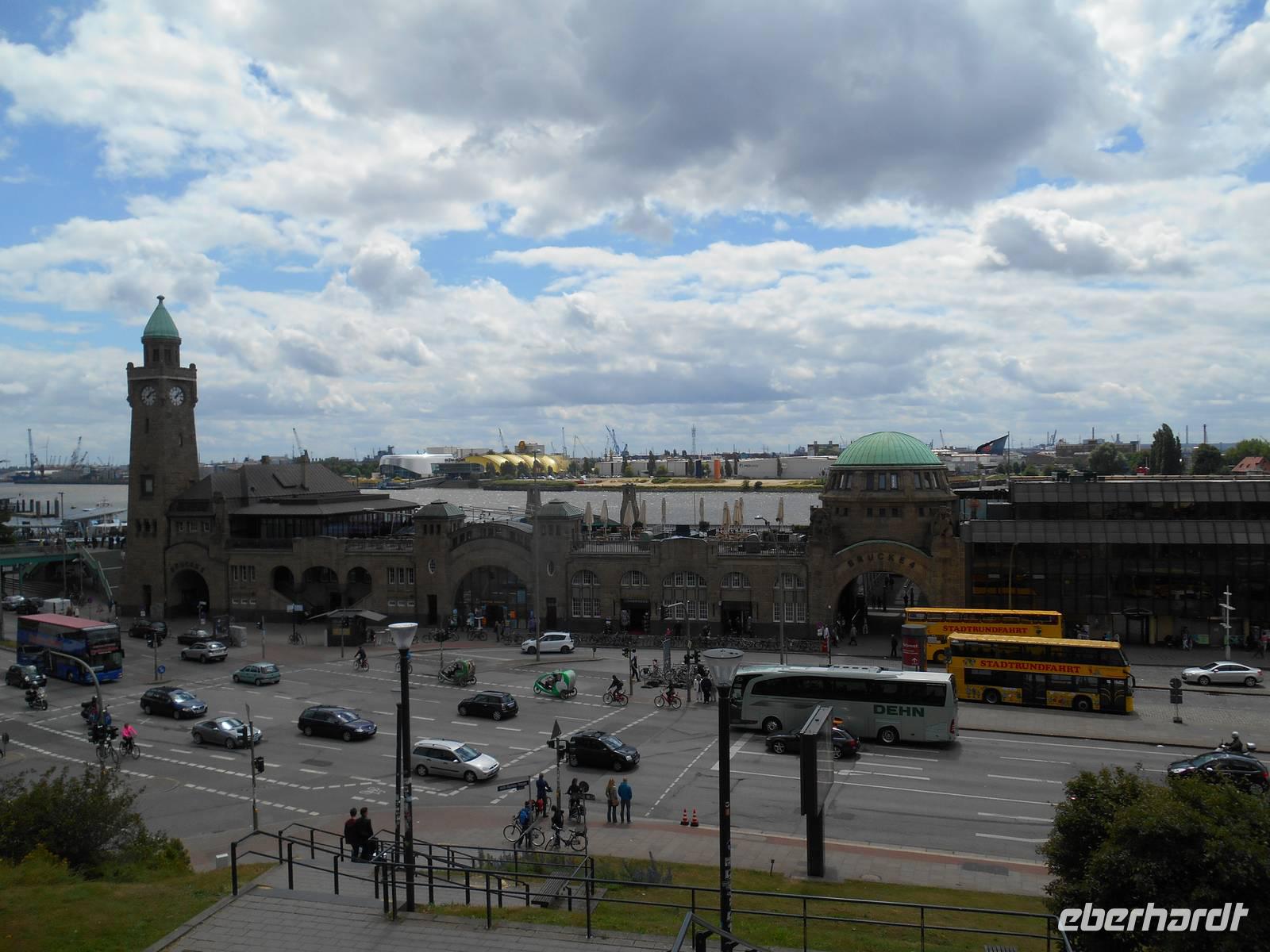 St. Pauli-Landungsbrücken &ndash; &copy; Katrin Deutschbein (Eberhardt TRAVEL)