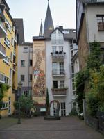 Brunnenhof Königspfalz, Koblenz &ndash; &copy; Irene Schneider (Eberhardt TRAVEL)