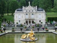 Schloss Linderhof &ndash; &copy; Martina Pötschke (Eberhardt TRAVEL)