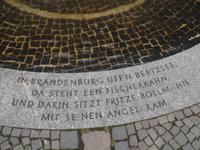 um den Brunnen Verse über... &ndash; &copy; Eva-Maria Strauß-Eberhardt (Eberhardt TRAVEL)