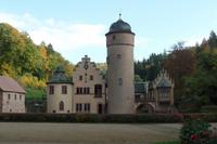 Schloss Mespelbrunn &ndash; &copy; Kerstin Hugel (Eberhardt TRAVEL)