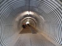 im Tunnel &ndash; &copy; Elke Reuter (Eberhardt TRAVEL)