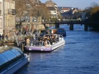 ständig voll besetzte Schiffe &ndash; &copy; Karl-Heinz Meinig (Eberhardt TRAVEL)