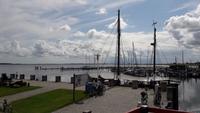 Kloster auf Hiddensee - Hafen &ndash; &copy; Uta Hertel (Eberhardt TRAVEL)