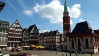 auf dem Römer, rechts die alte Nikolaikirche &ndash; &copy; Horst Hallfarth (Eberhardt TRAVEL)