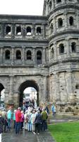 am Porta Nigra beginnt die Stadtführung in Trier &ndash; &copy; Horst Hallfarth (Eberhardt TRAVEL)