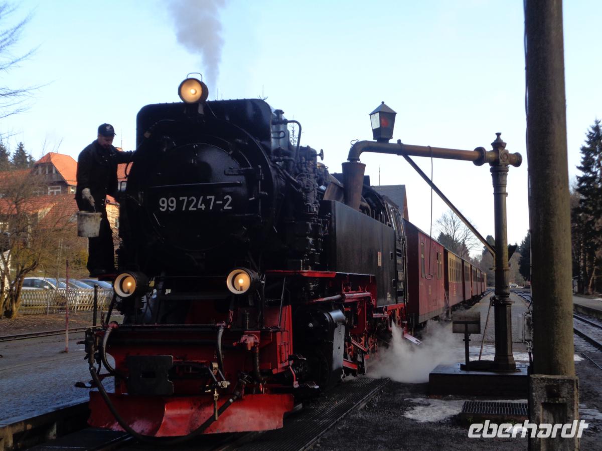  Wasser Tanken in Drei Annen Hohne &ndash; &copy; Peter Rudolph (Eberhardt TRAVEL)
