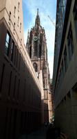 Blick zum Dom in FFM am Römer