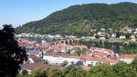 Blick von der Schloßmauer auf den Neckar und die alte Brücke &ndash; &copy; Horst Hallfarth (Eberhardt TRAVEL)
