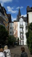 ein neu geschaffener Innenhof mitten in Koblenz, außen sind histor. Fassaden &ndash; &copy; Horst Hallfarth (Eberhardt TRAVEL)